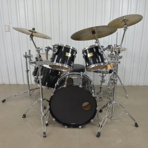 PEARL Masters Custom Maple (Black)
